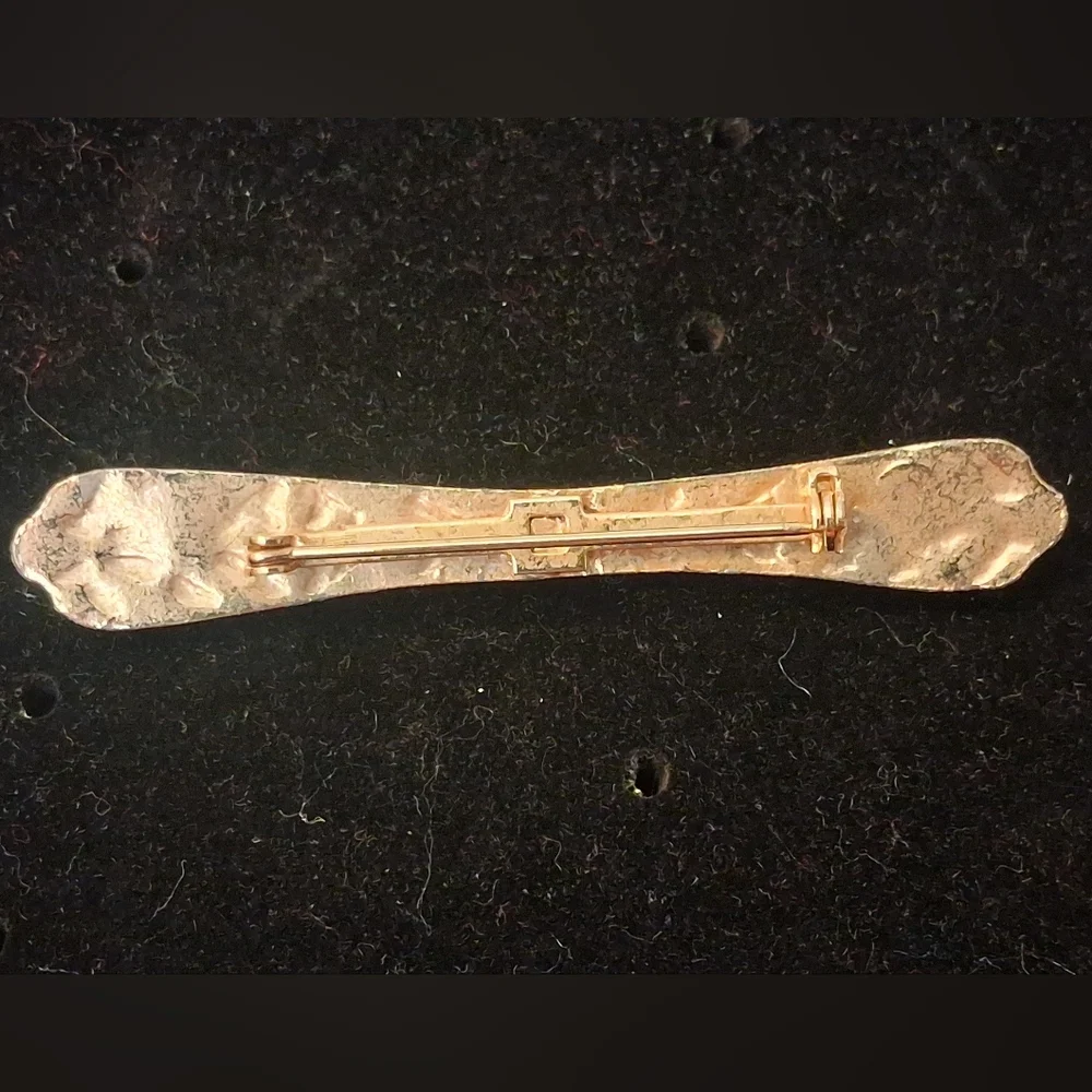 Elegant Goldtone Brooch With Faux Pearl Accents